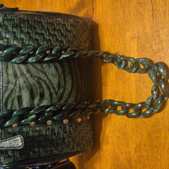 NWOT SHARIF CROSSYBODY BAG. - Picture 12 of 14